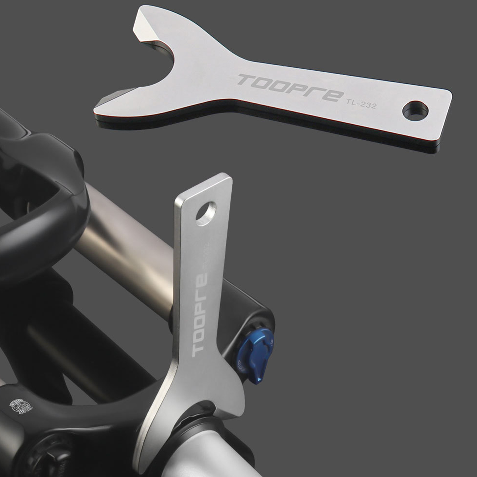 Cycling Gear Essentials - Bicycle Front Fork Bottom Gear Remover